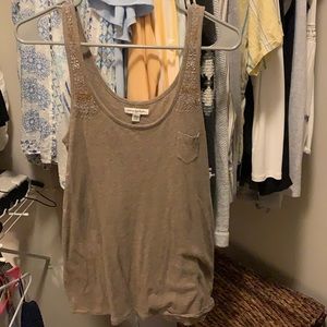 Brown American eagle tank